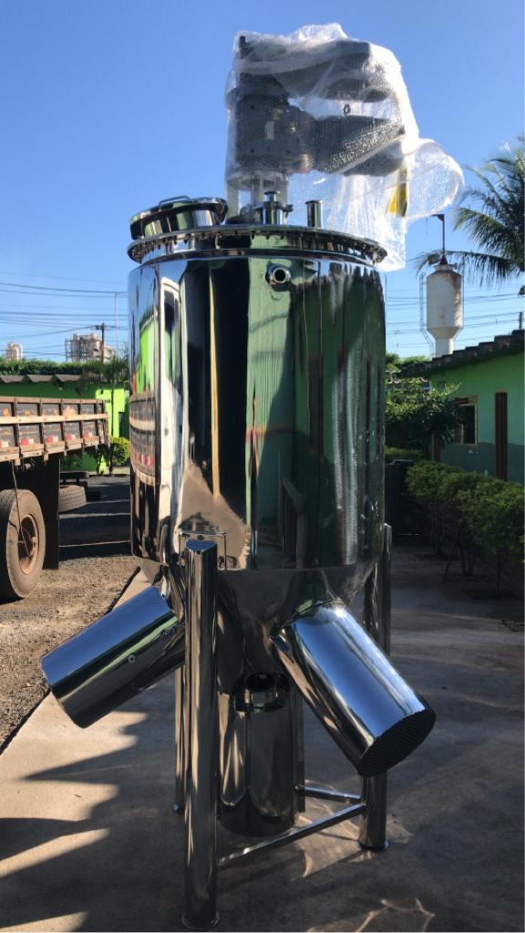 MISTURADOR PARA FABRICAÇÃO DE CREME DE ALHO (1)